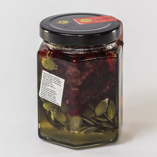 Мед, семе бундеве и брусница